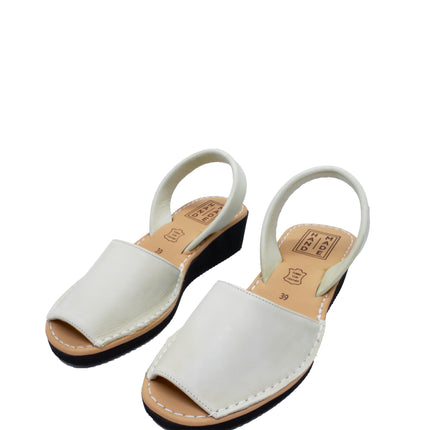 Leather Sandal-Menorquina Cream Heel by Ethical & Sustainable Fashion Brand Mamahuhu
